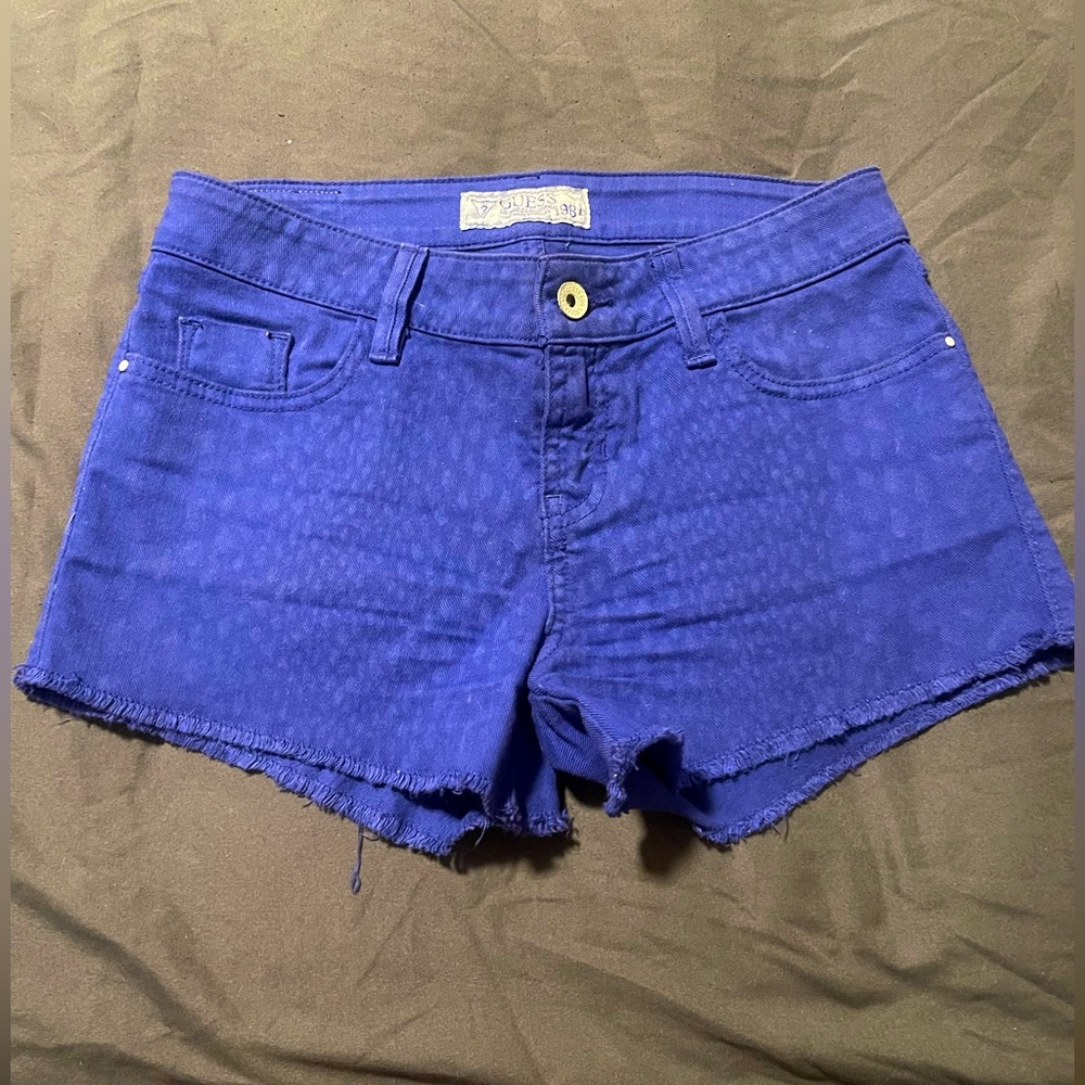 Guess stretchy blue denim shorts size 26